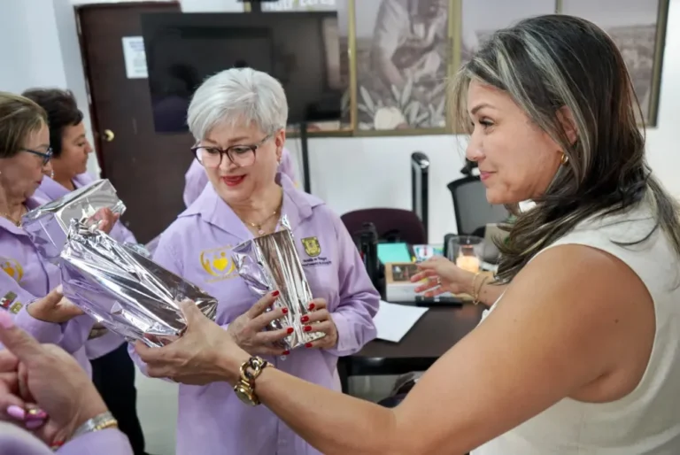 Nutriceres abre sus puertas al Cabildo Mayor de Rionegro para compartir avances del PAE, el CRT y el Hospital San Juan de Dios. Conoce nuestra gestión.