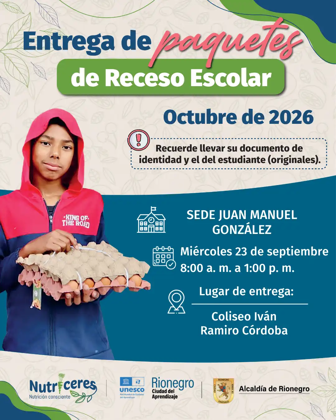 Entrega del Paquete Vacacional Nutricional a familias y estudiantes por parte del equipo de Nutriceres.